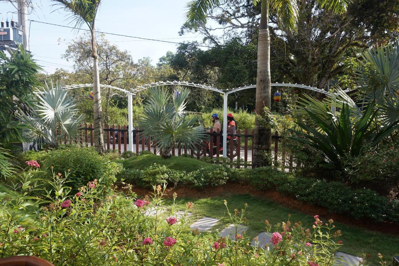 Phu Quoc Hotel Exterior foto